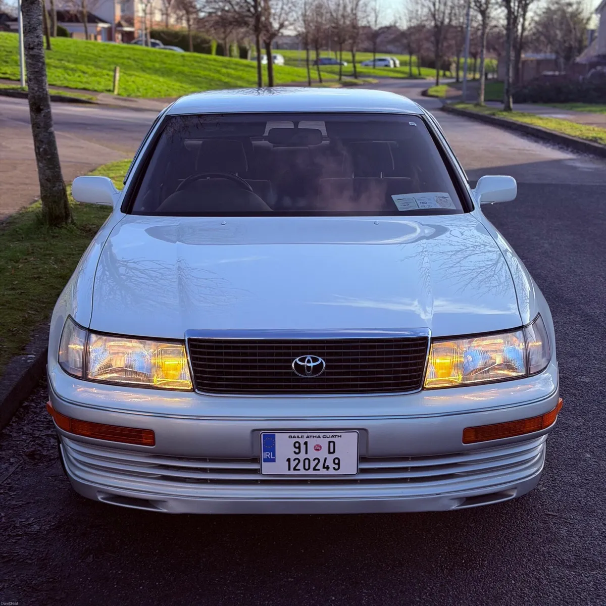 Toyota  Celsior 1991 - Image 4