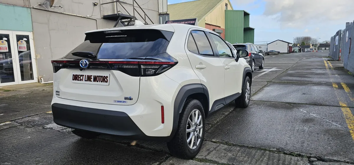 2021 Toyota Yaris Cross Z Package Hybrid Auto - Image 5