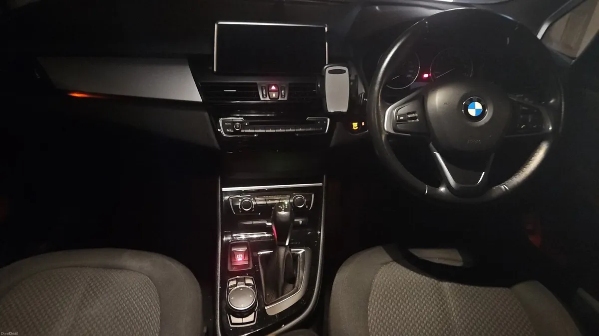 BMW 2-Series 2015 - Image 2