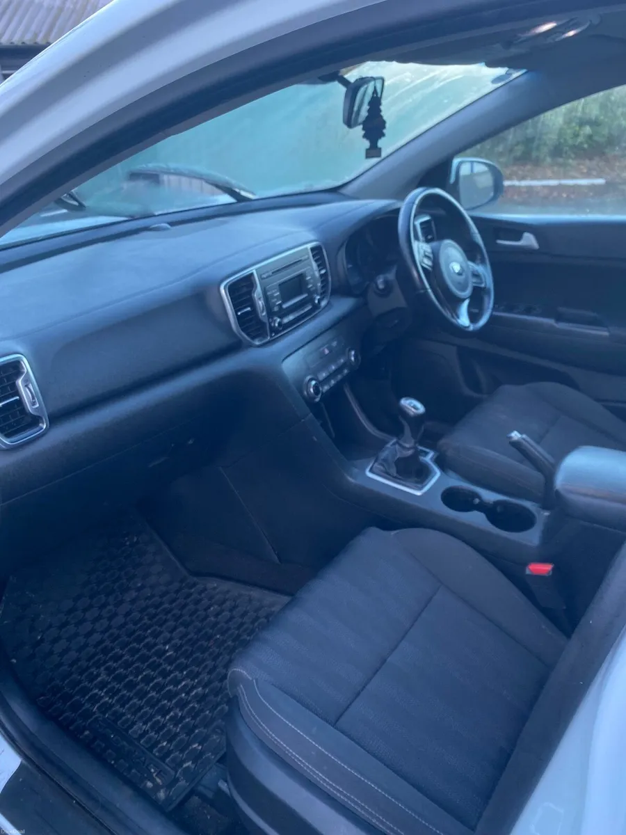 Kia Sportage 2017 - Image 4