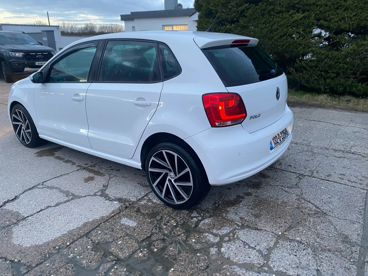 Volkswagen Polo - Image 4