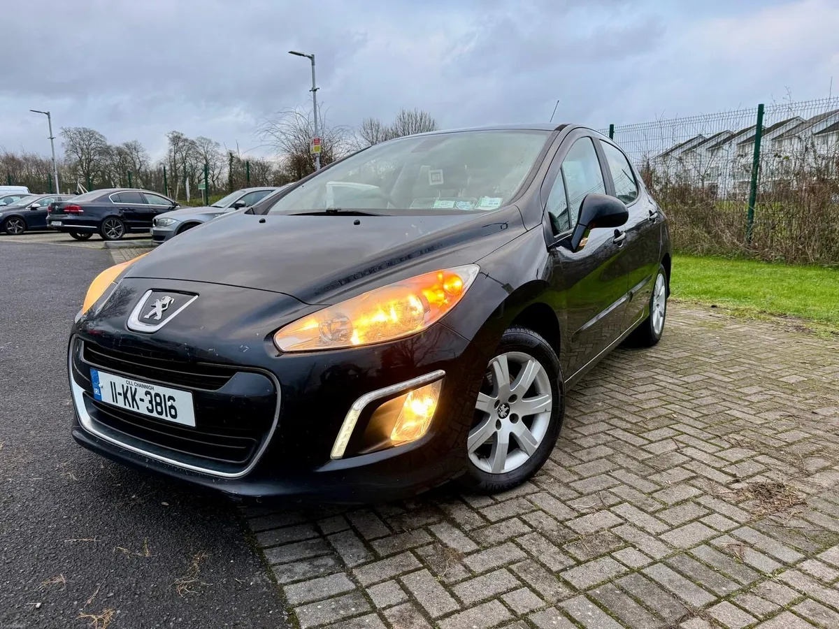 Peugeot 308 very clean - Image 2