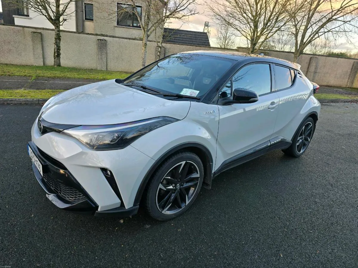 2022 Toyota CHR GR Sport - Image 3
