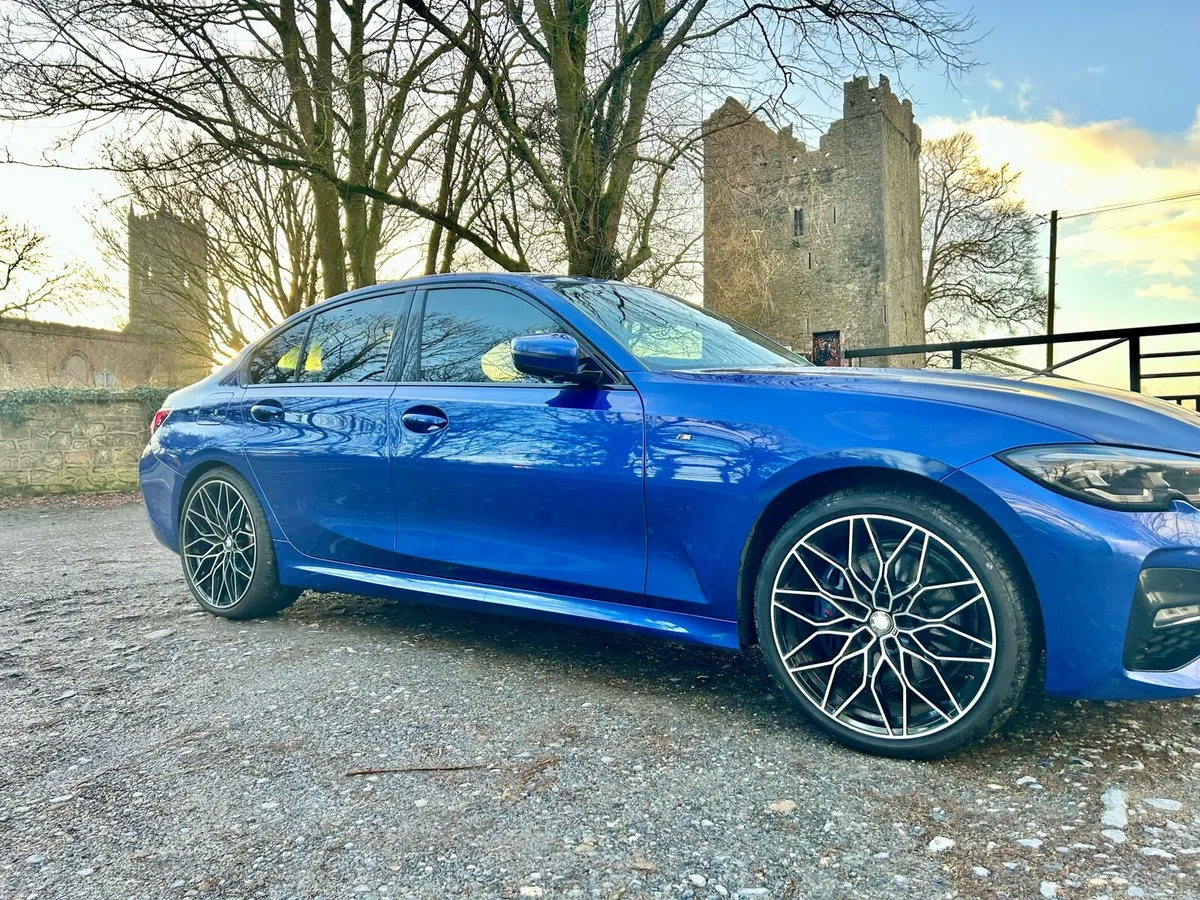 BMW 330e MSport 292bhp - Image 1