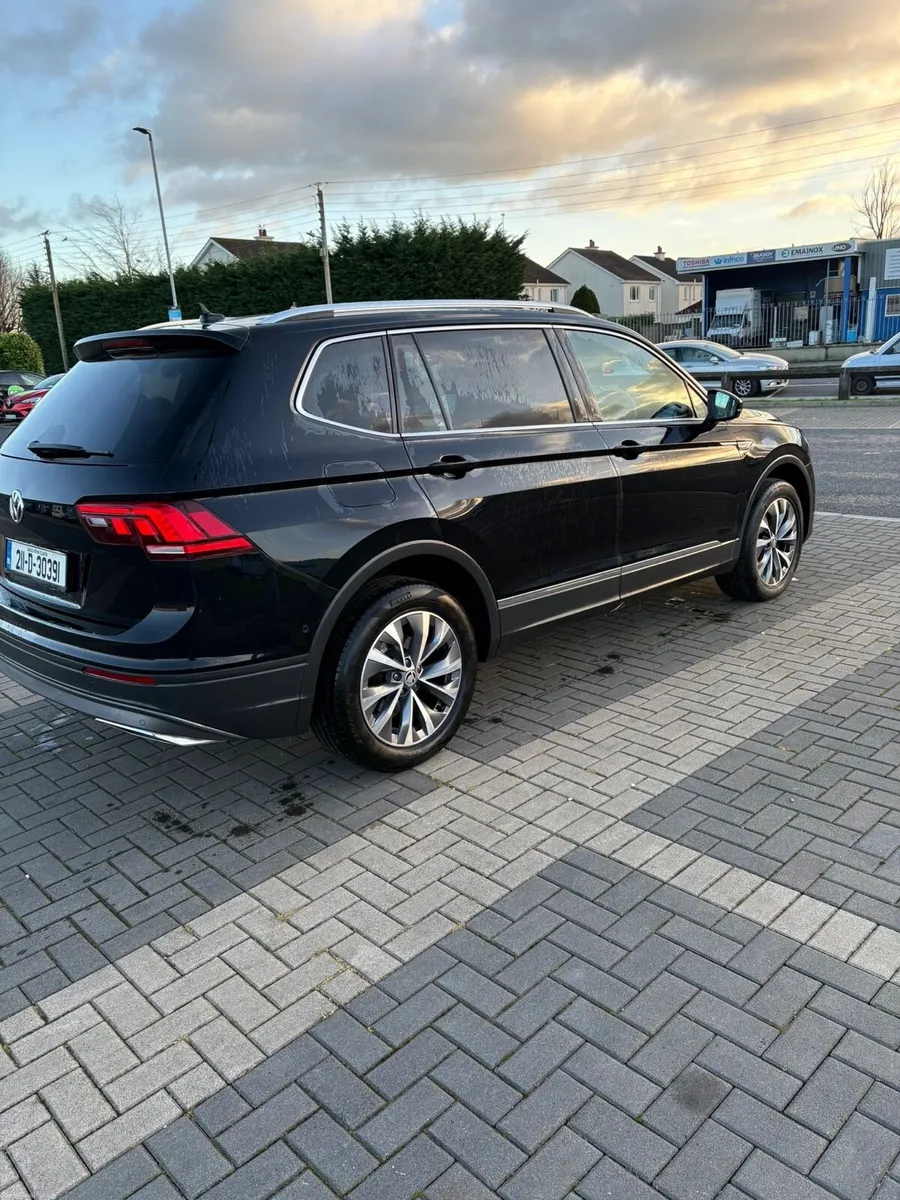 Volkswagen Tiguan ALLSPACE - Image 2
