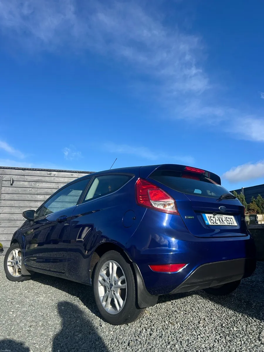 Ford fiesta 2015 - Image 2