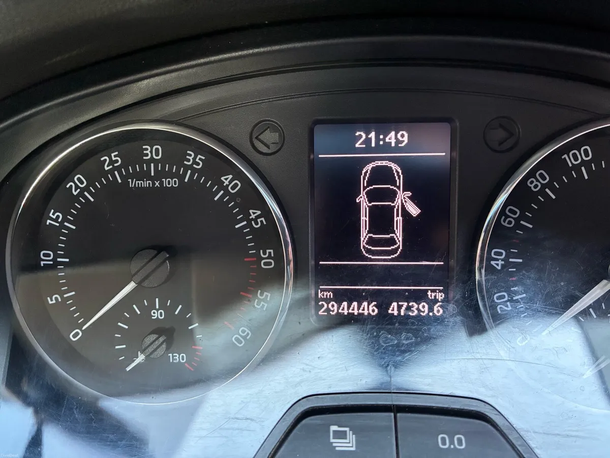 Skoda rapid - Image 4