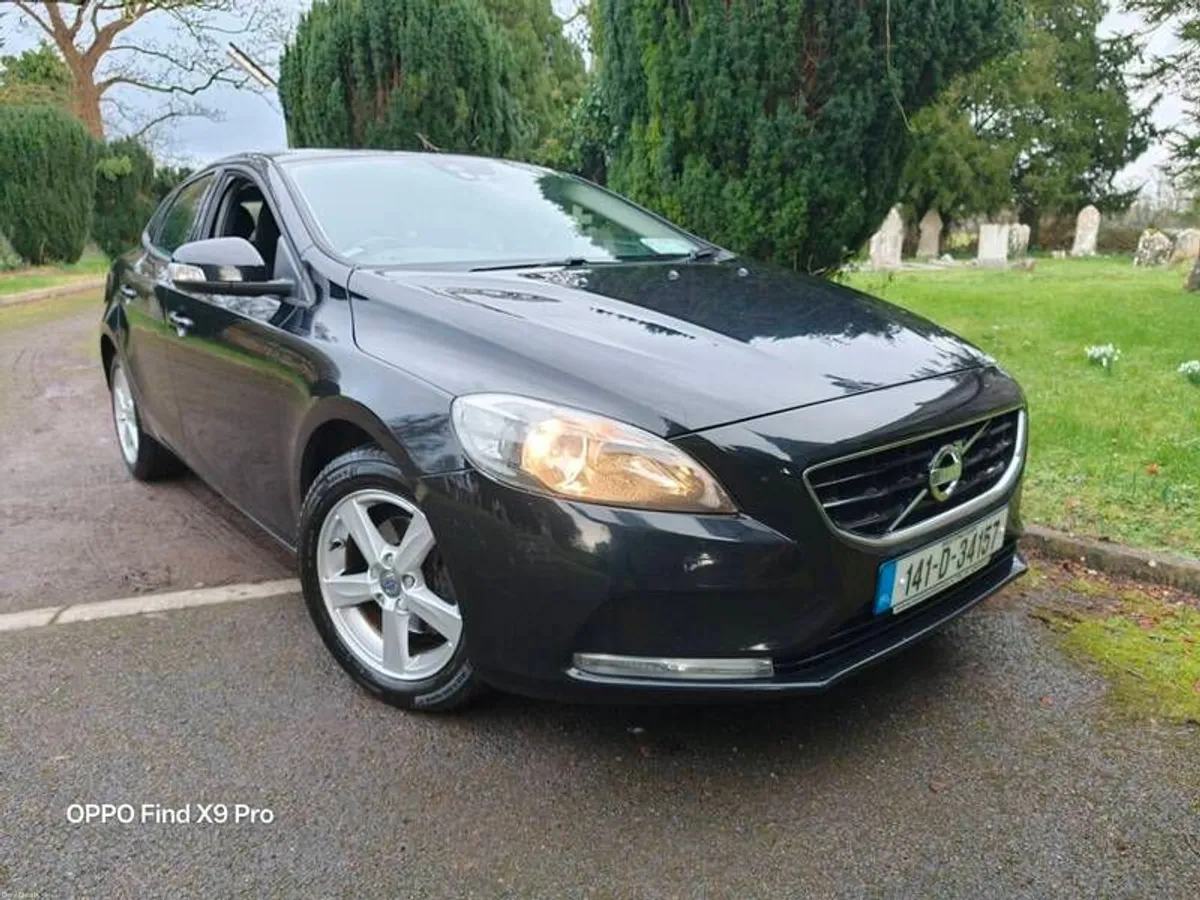 2014 Volvo V40 1.6 D (New NCT 03/27 Tax 06/26) - Image 1