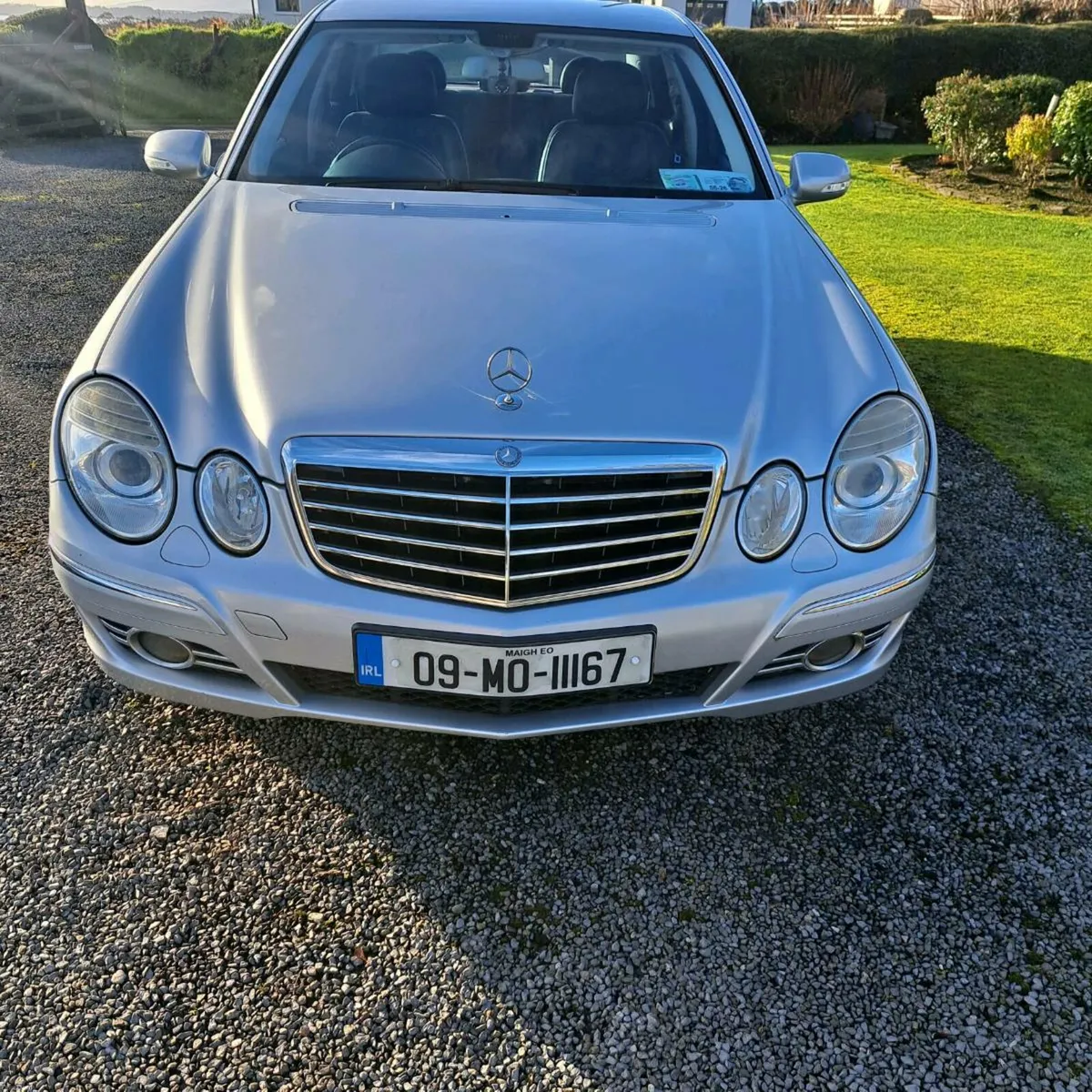 Mercedes Benz E-Class E220 2009 - Image 4