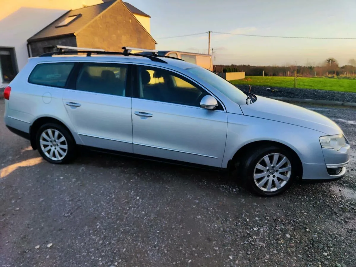 VW Passat Estate - Image 4