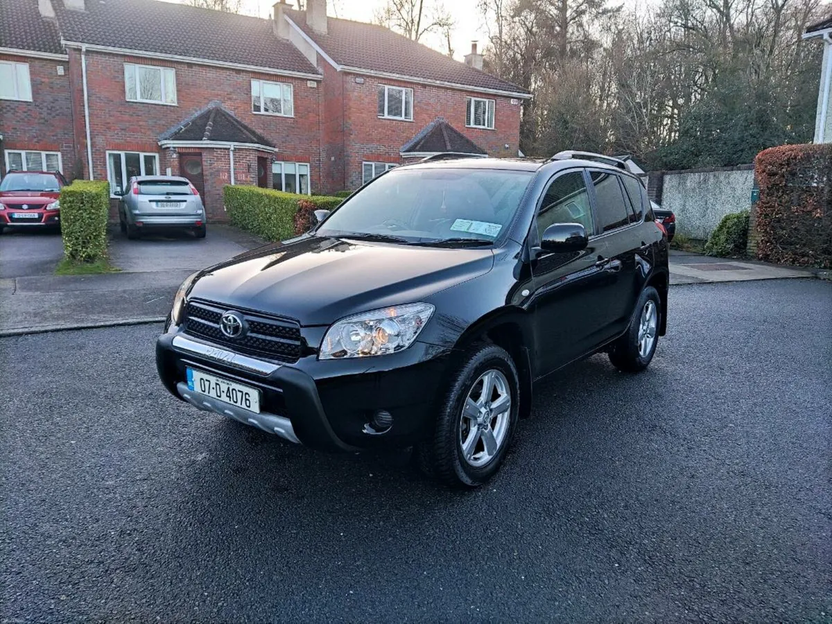 Toyota Rav4 2.0 Petrol 4x4 - Image 2