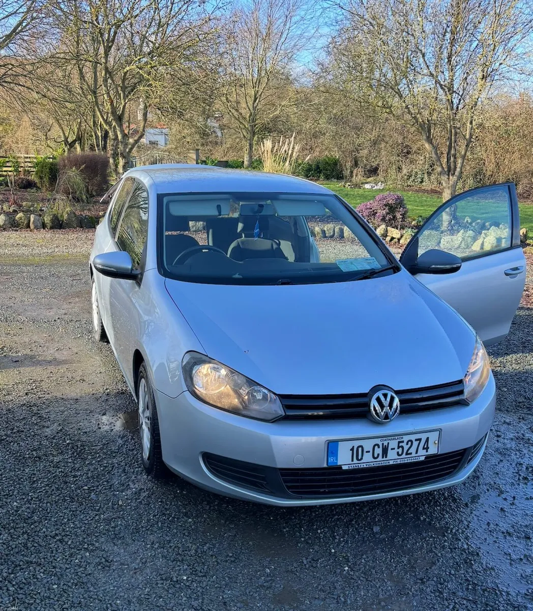 Volkswagen Golf 2010 - Image 3