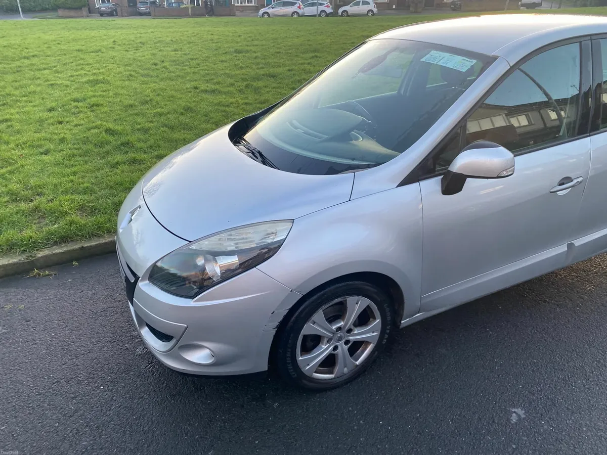 Renault Scenic 2010 - Image 2