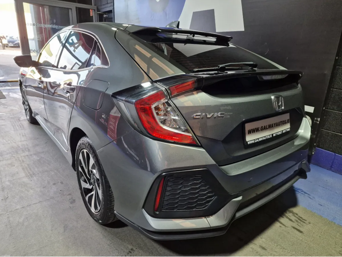 Honda Civic SE VTEC-PETROL-LOW MILEAGE - Image 6