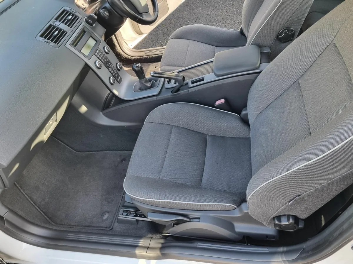 Volvo C30 2009 for sale - Image 3