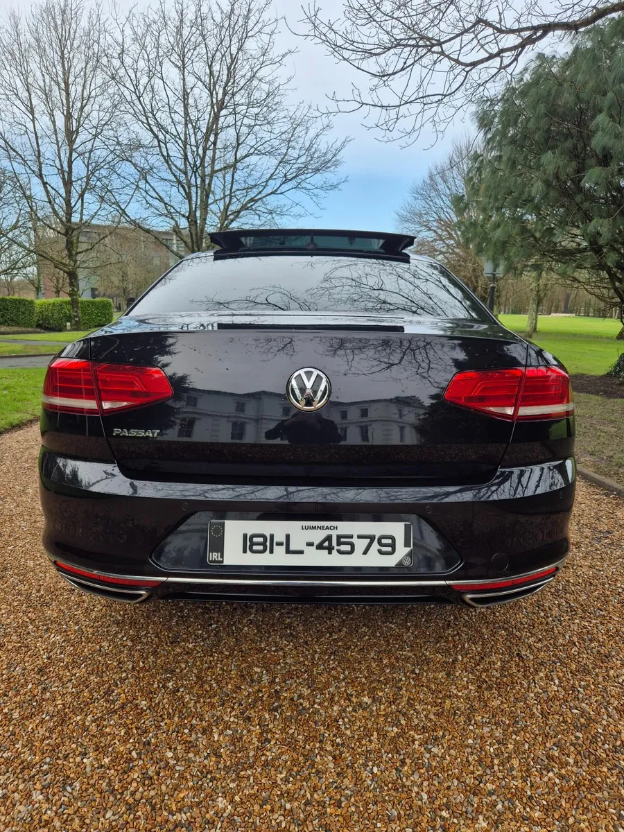 Volkswagen Passat 2018 - Image 4