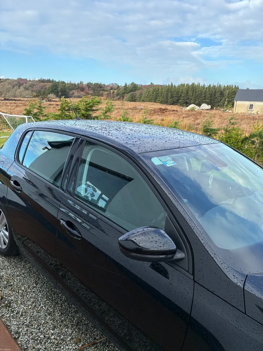 Peugeot 308 2014 - Image 1