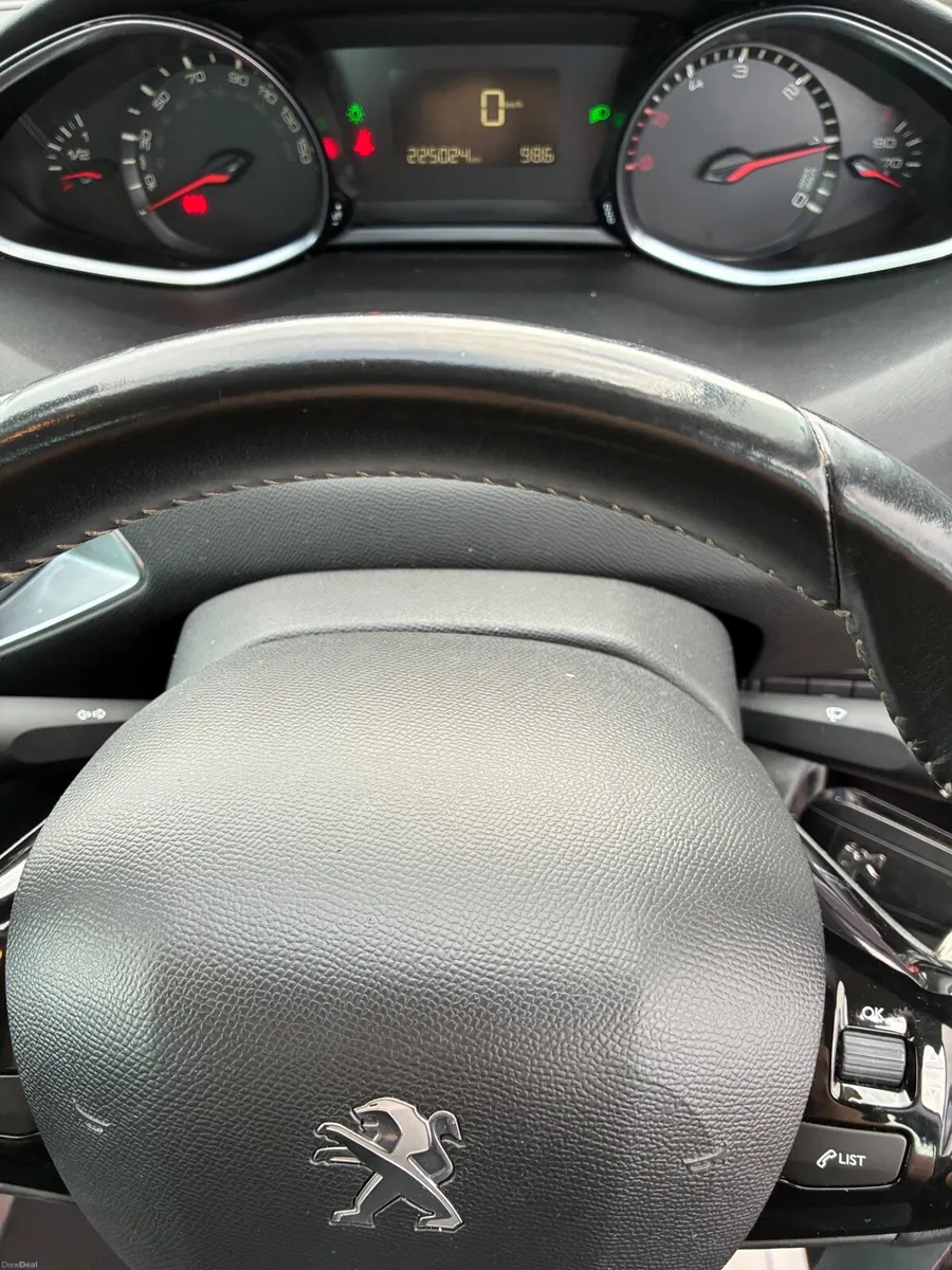 Peugeot 308 2014 - Image 3
