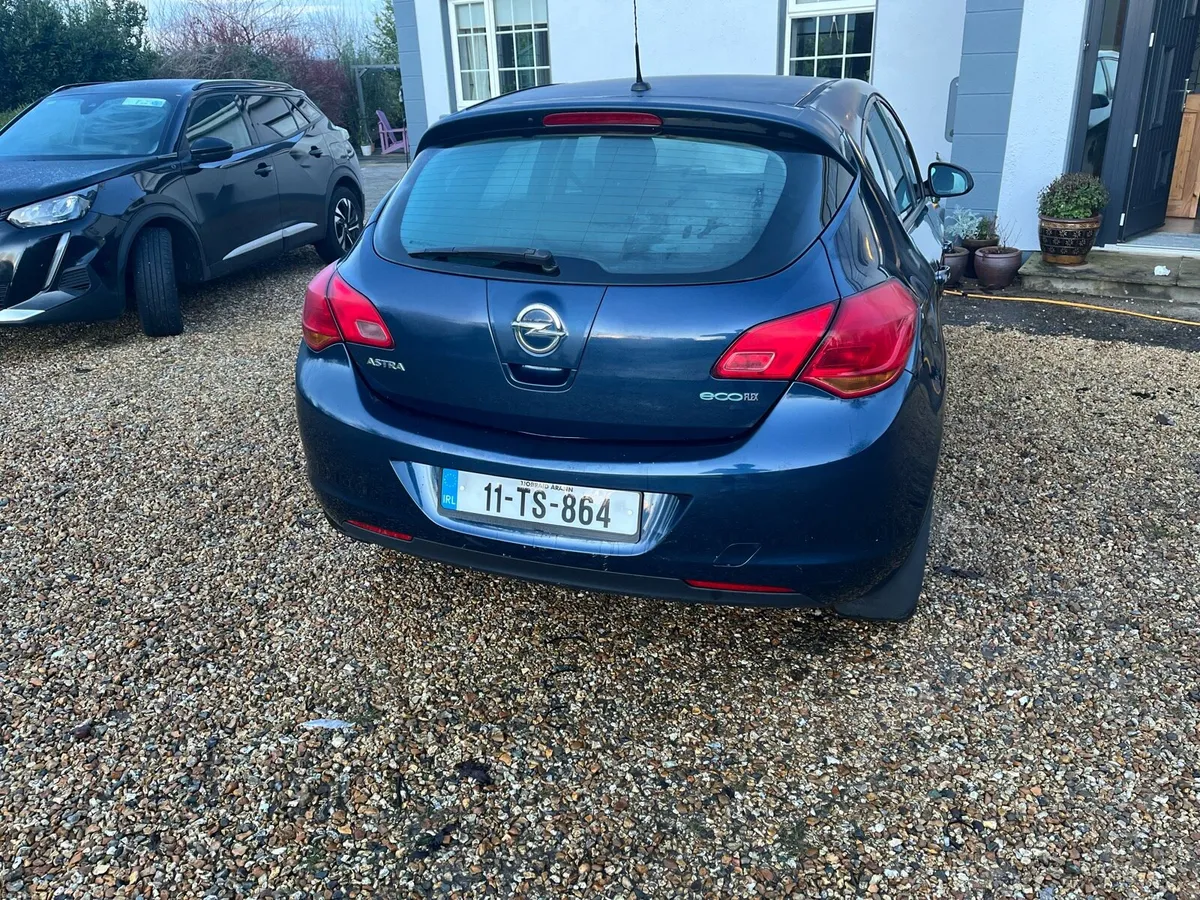 2011 Opel Astra 1.3 Manual Nct 06/26 tax 06/26 - Image 2