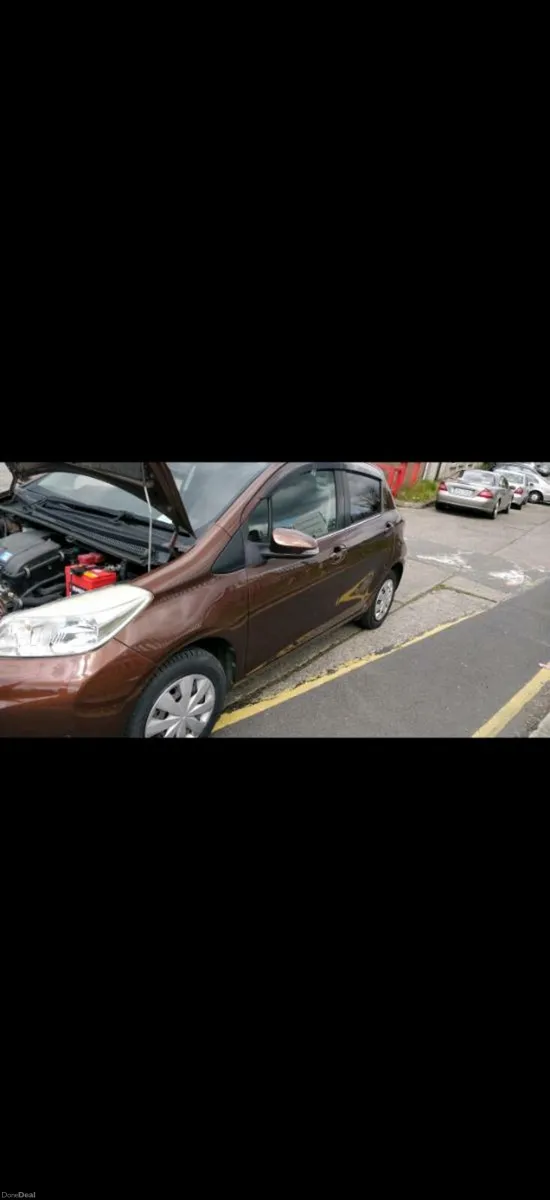 Toyota Vitz Automatic - Jewela Edition - Immaculat - Image 3