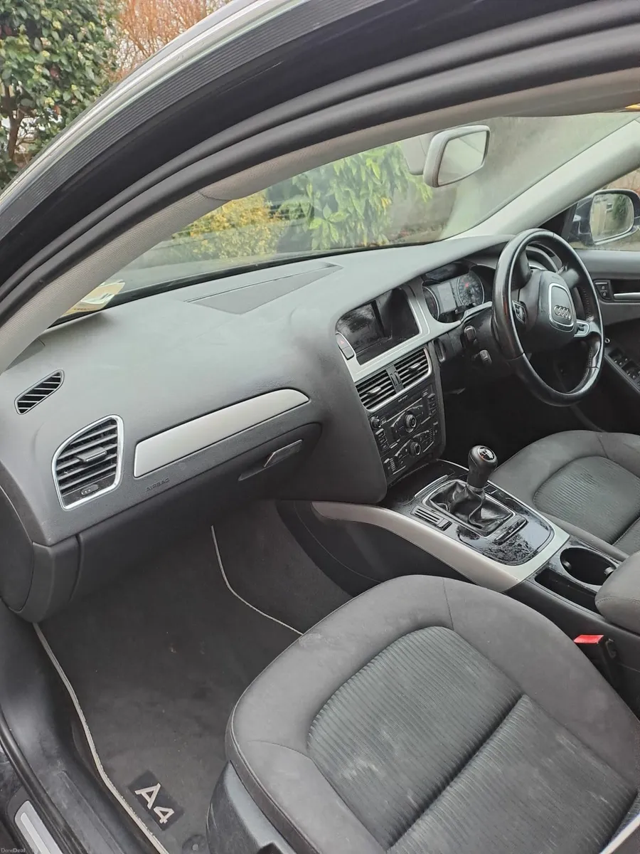 Audi A4 2011 - Image 3