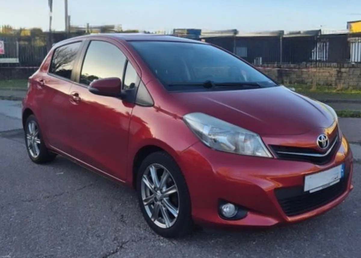 Toyota Yaris 2013 LUNA *** ONLY 77k-MILES*** - Image 1