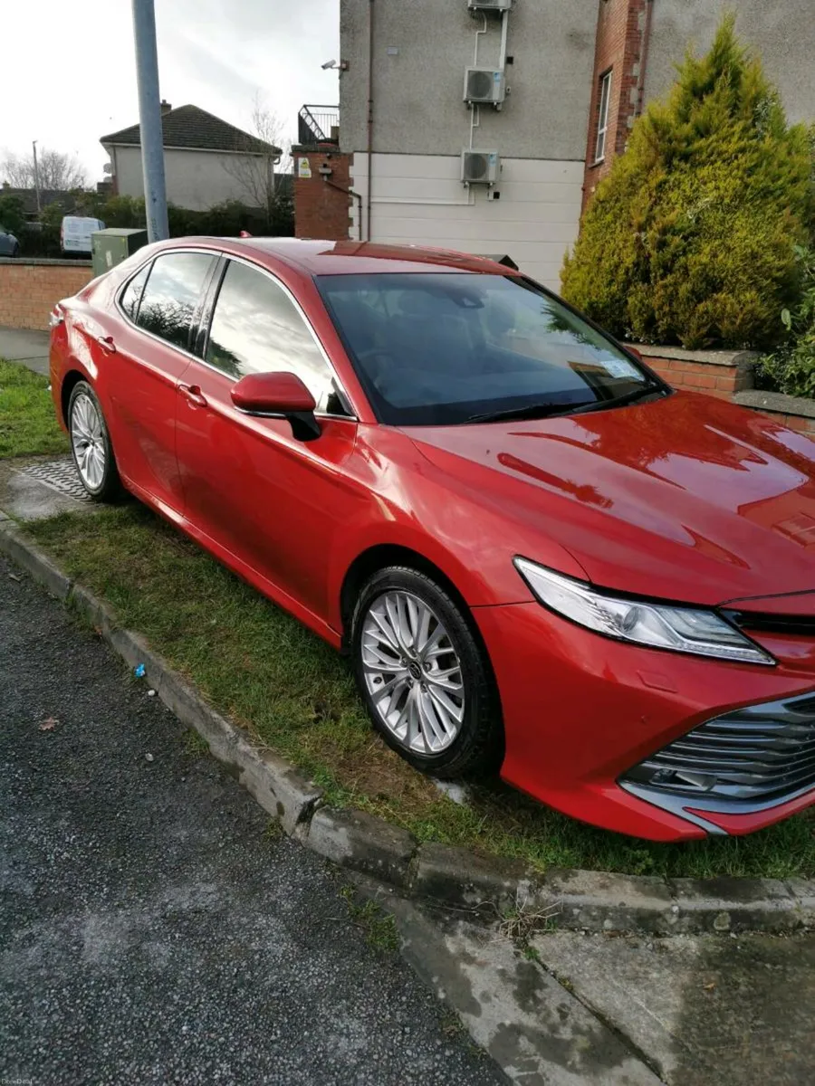 Toyota Camry 2021 HYBR G Leather 2.5L Facelift. - Image 4