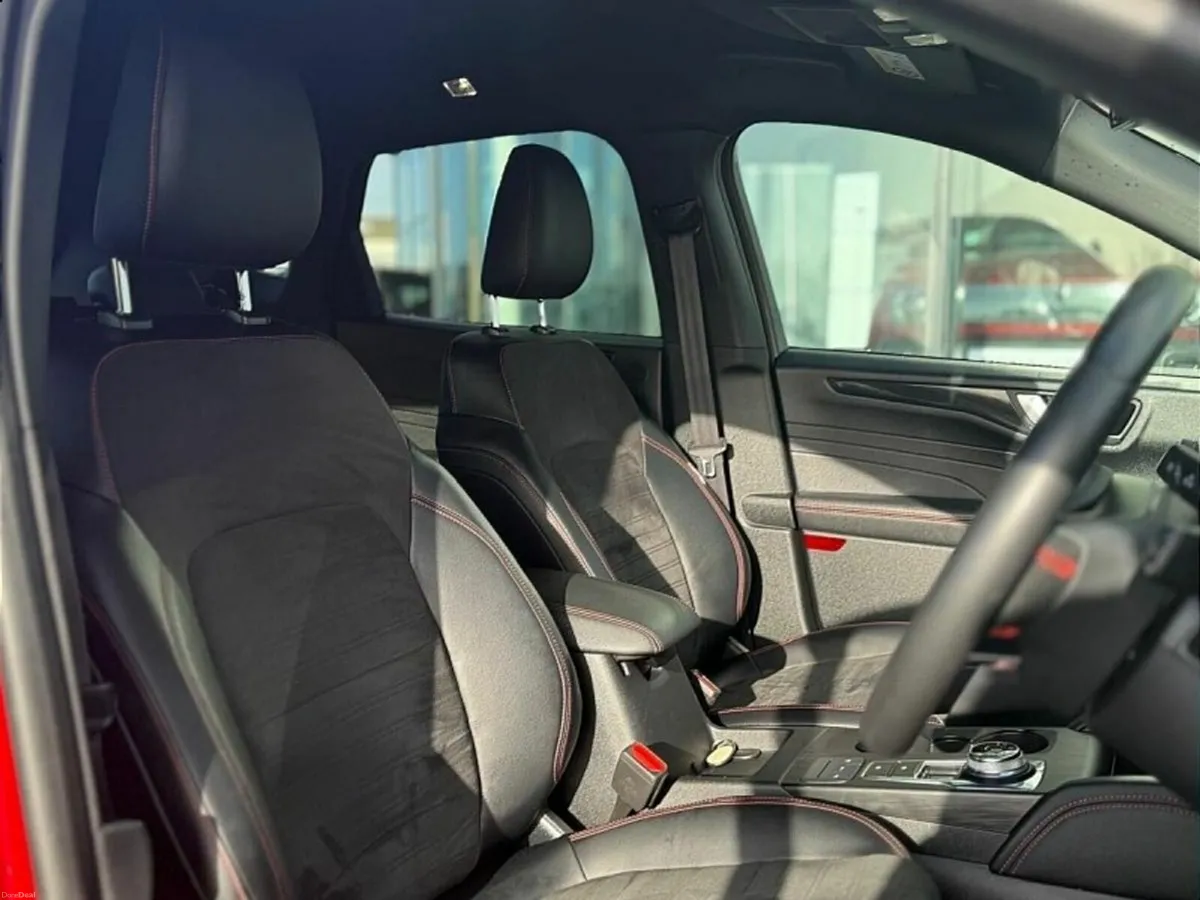 Ford Kuga HYBRID  ST-Line X Auto - Image 3