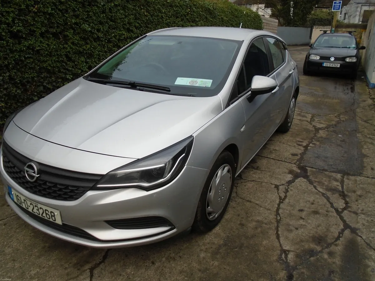 Opel Astra 2016 - Image 2
