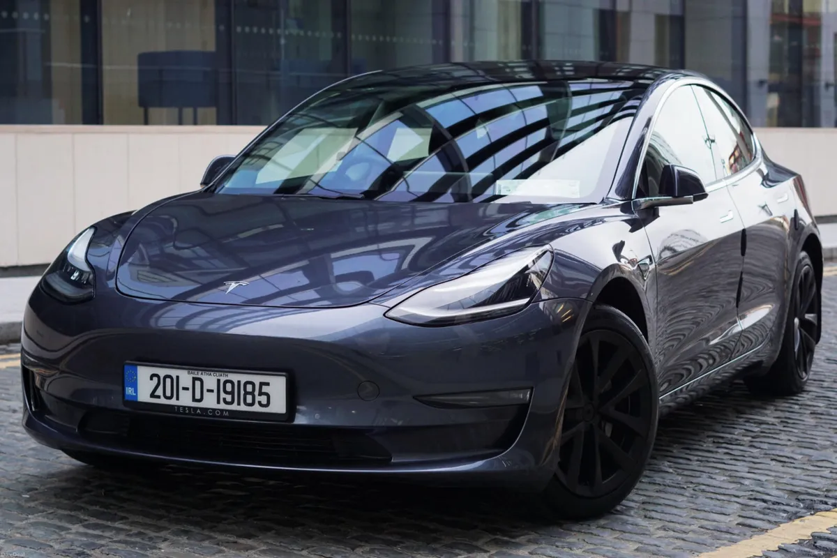 Tesla Model 3 // Long Range // Brand New Battery - Image 3