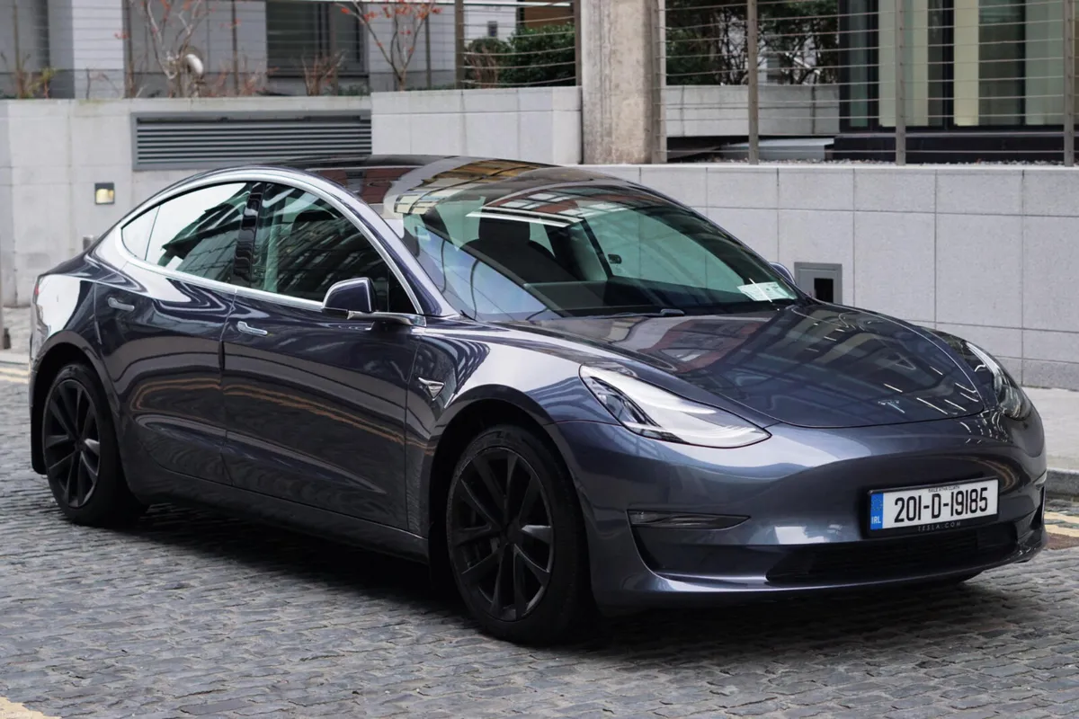 Tesla Model 3 // Long Range // Brand New Battery - Image 4