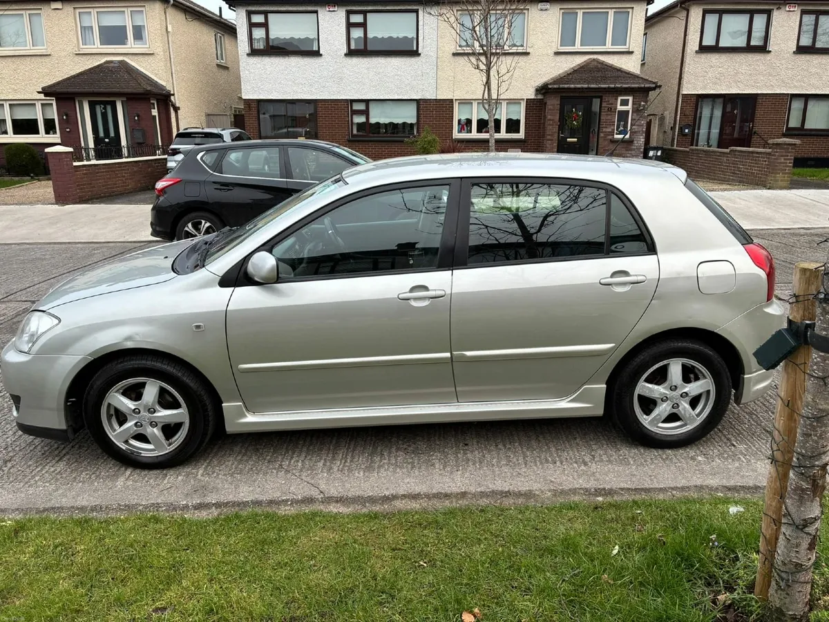 Toyota Corolla 2006 - Image 1