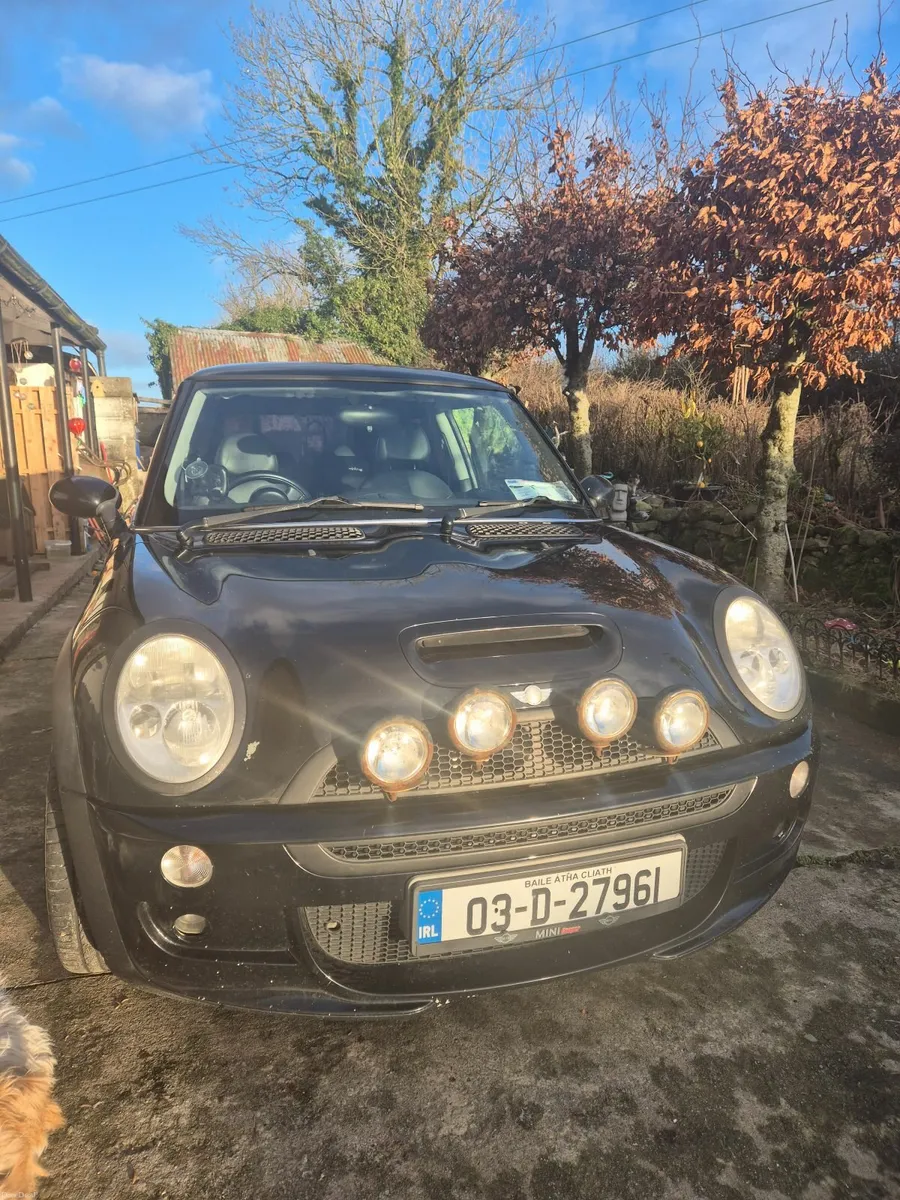Mini Cooper 2003 - Image 1