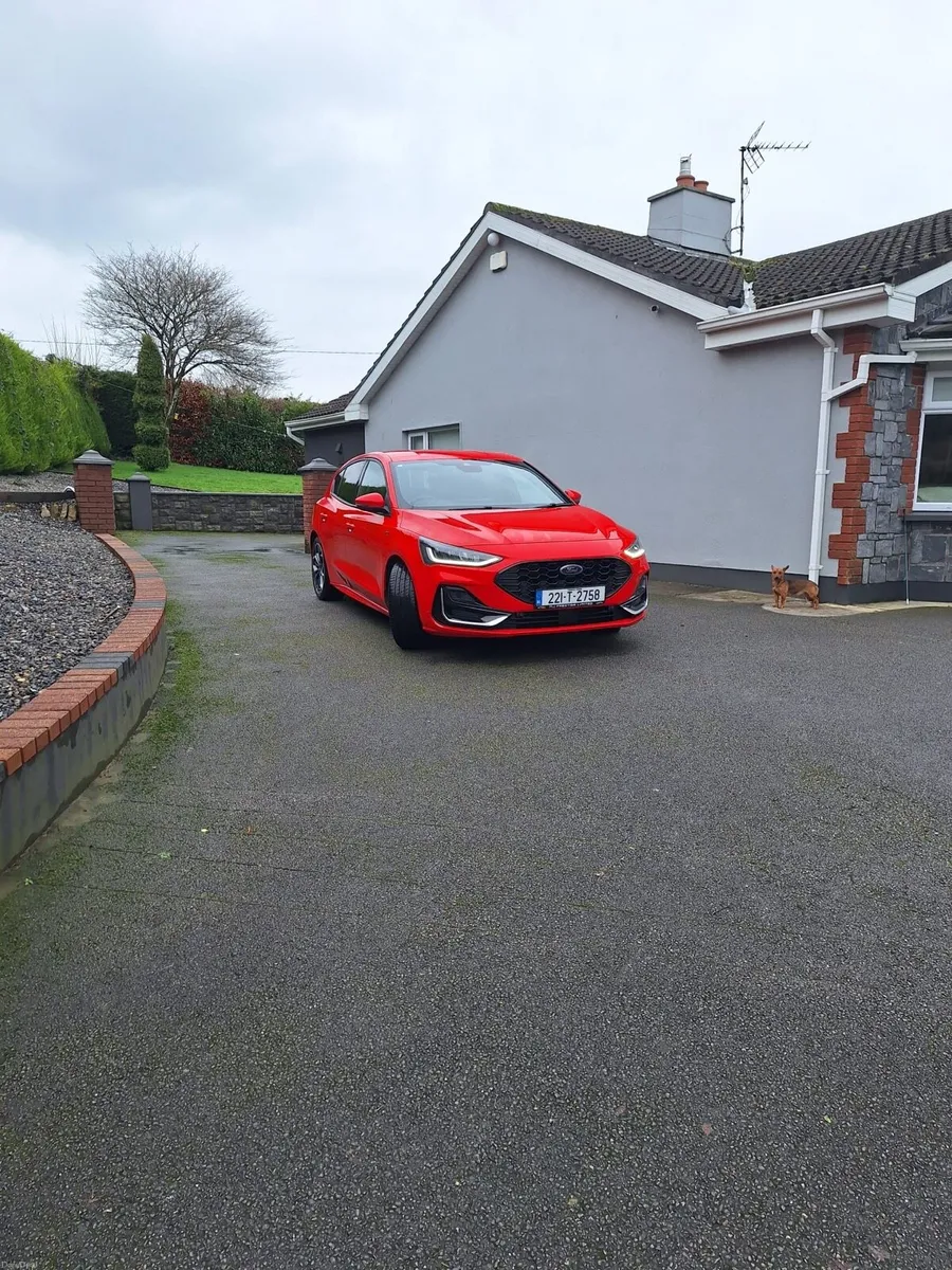 Ford Focus Vignale ST-Line Auto - Image 3