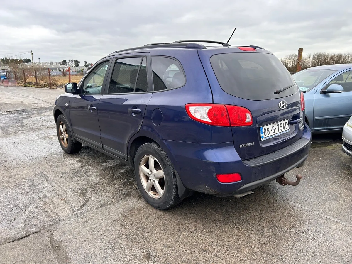 08 Sante Fe - 7 seater - Image 4