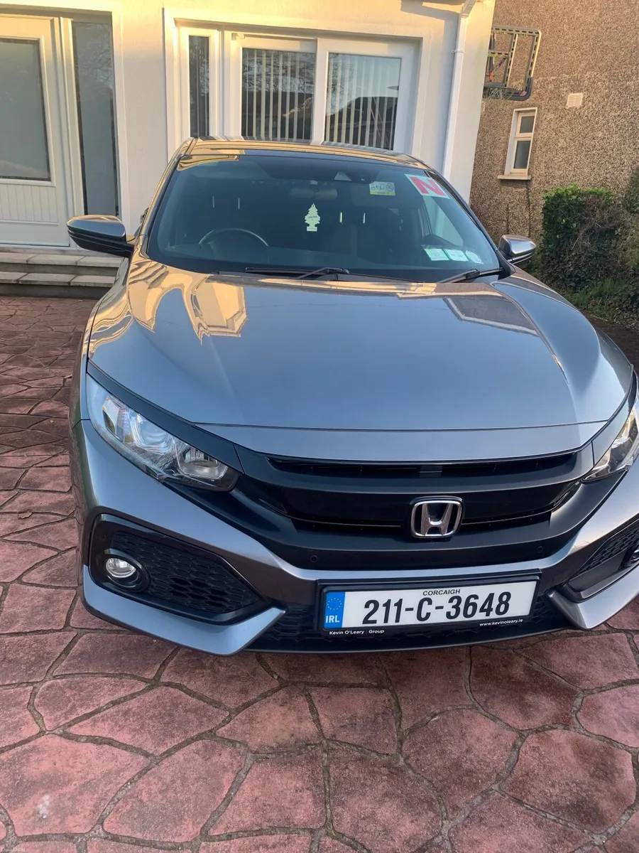Honda Civic 2021 - Image 1