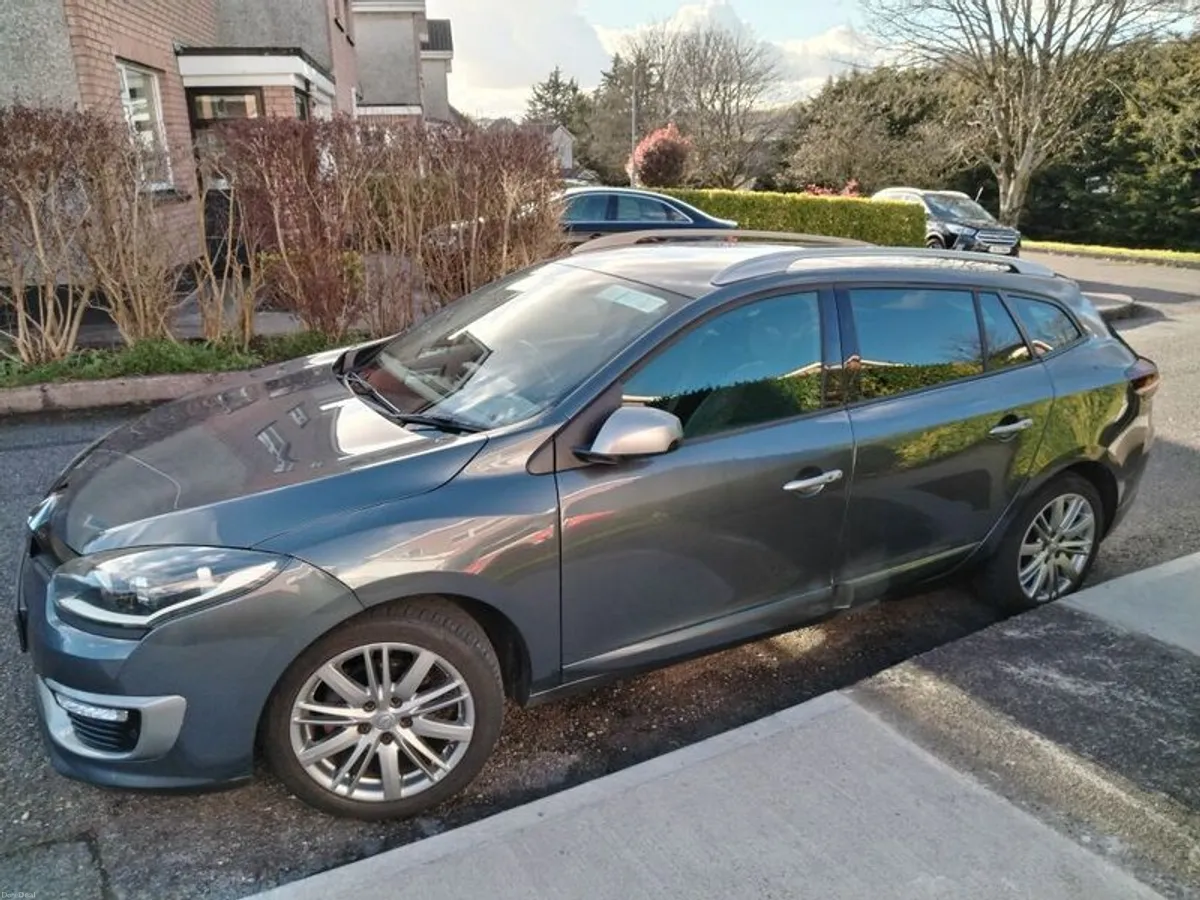 2015 Renault Megane - Image 2