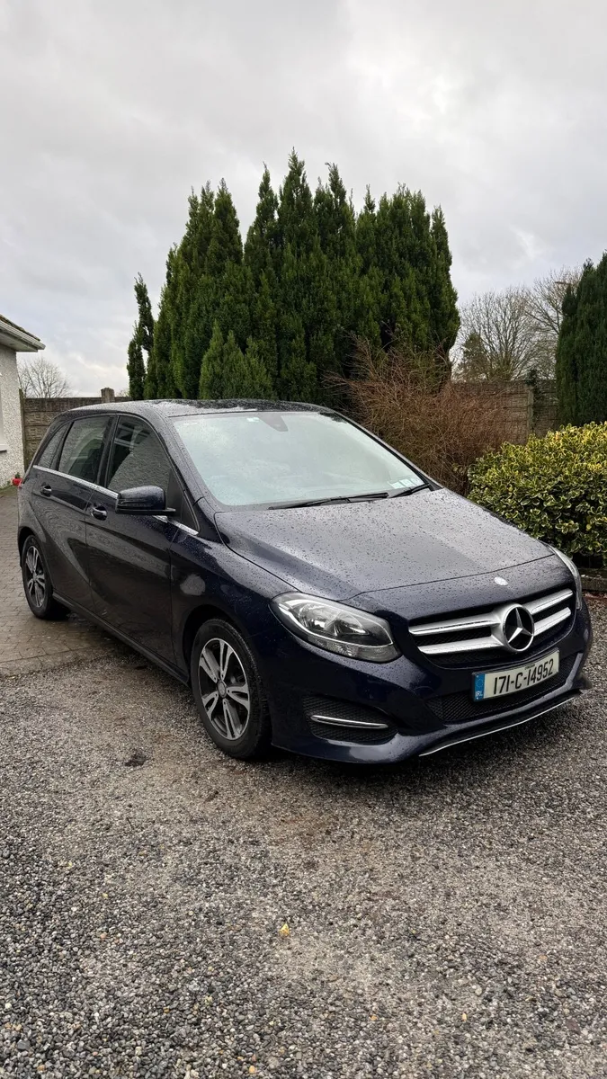 Mercedes-Benz B-Class 2017 - Image 2