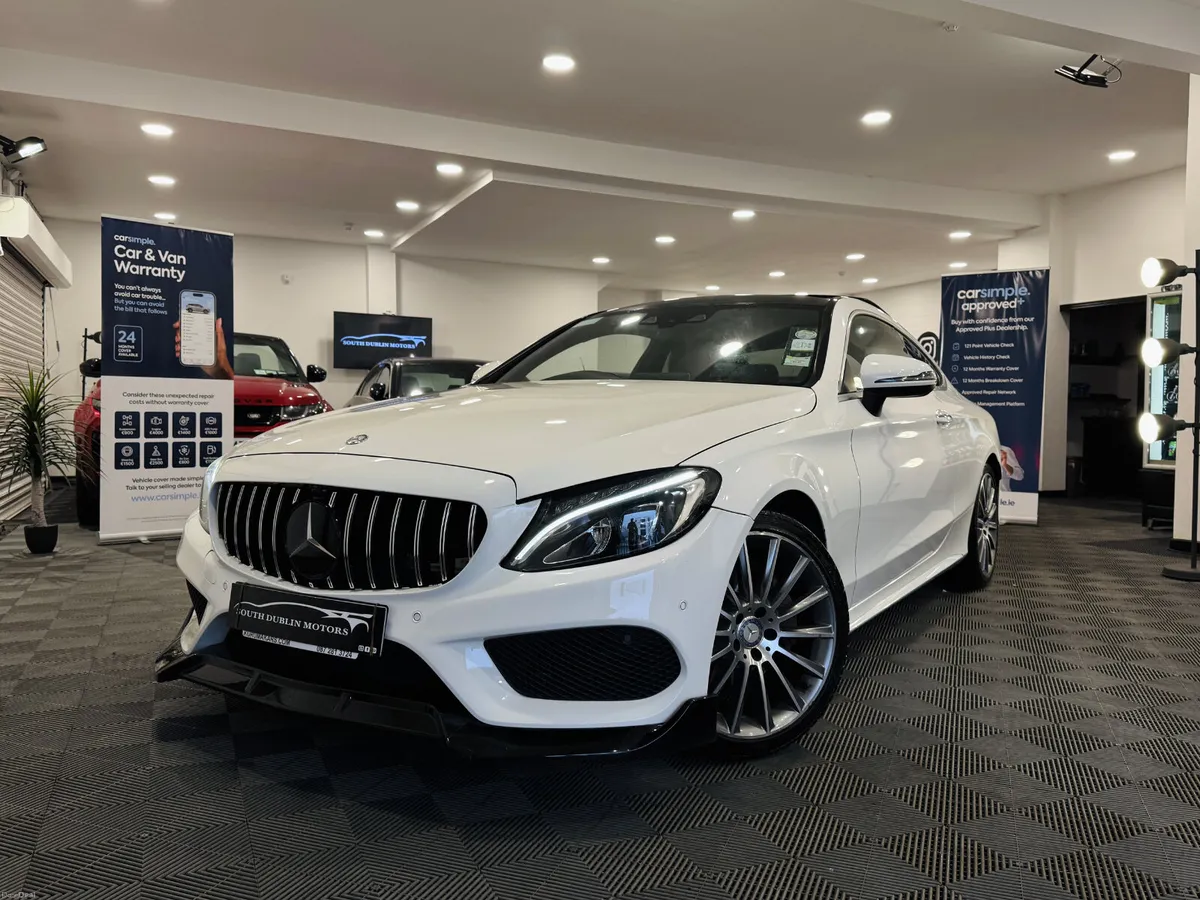 Mercedes C180-AMG Line-Premium Plus-Pan Roof - Image 3