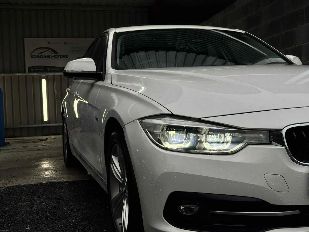 2016 BMW 3 series automatic only 86,000km - Image 3