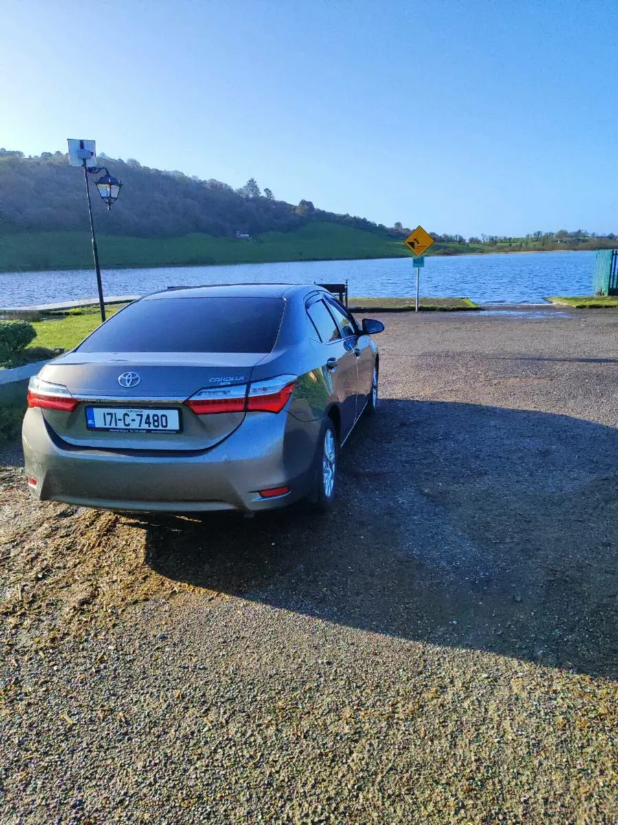 Toyota corolla luna - Image 2