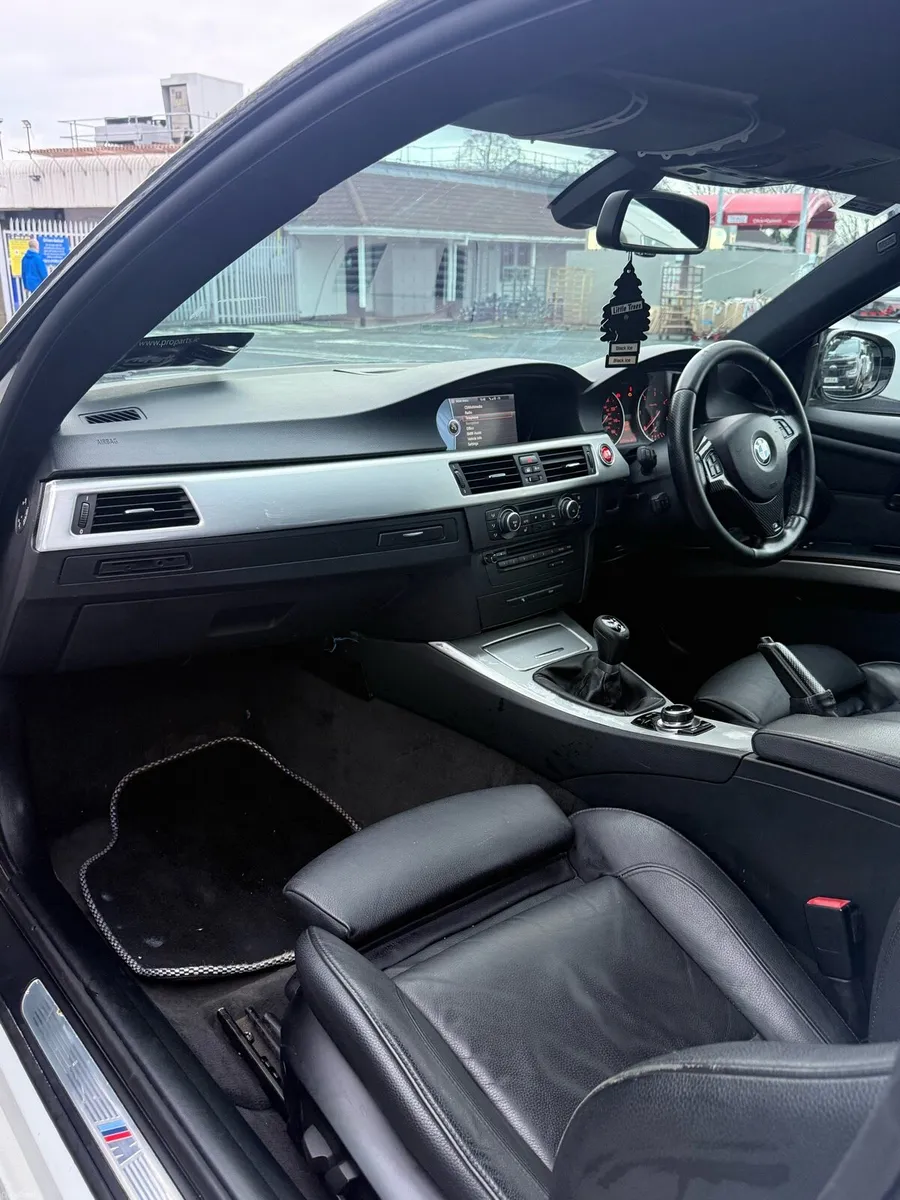BMW E92 320d M Sport - Image 4