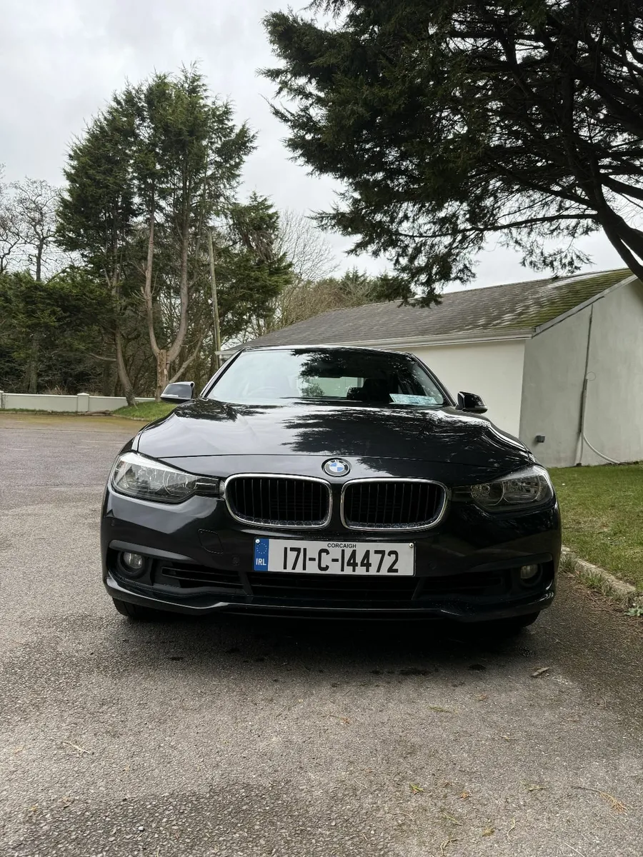 BMW 3-Series 2017 - Image 4