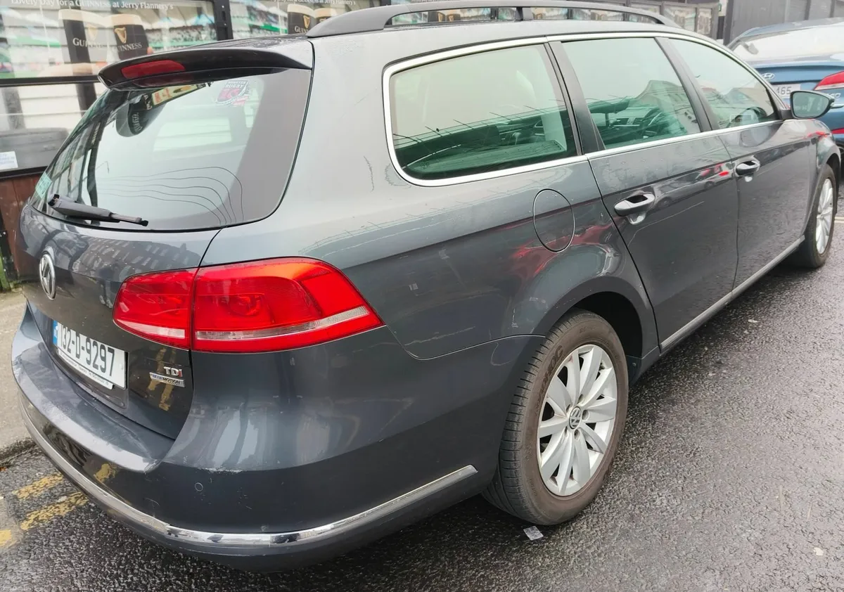 Volkswagen Passat 2013 - Image 4