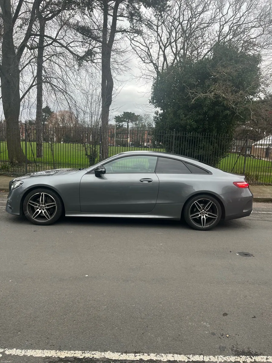 181 Mercedes E Class Coupe AMG Nightline Premium - Image 4