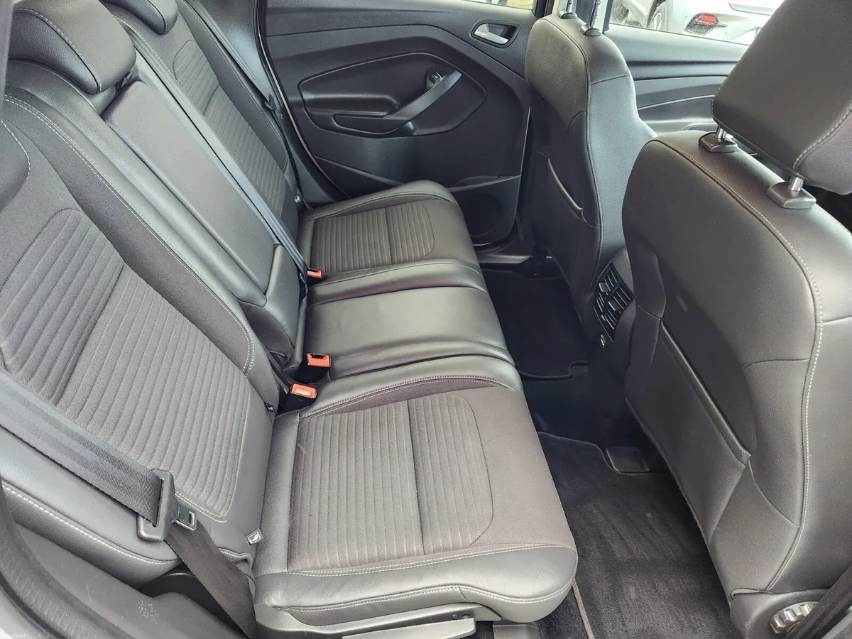 Ford Kuga - Image 5