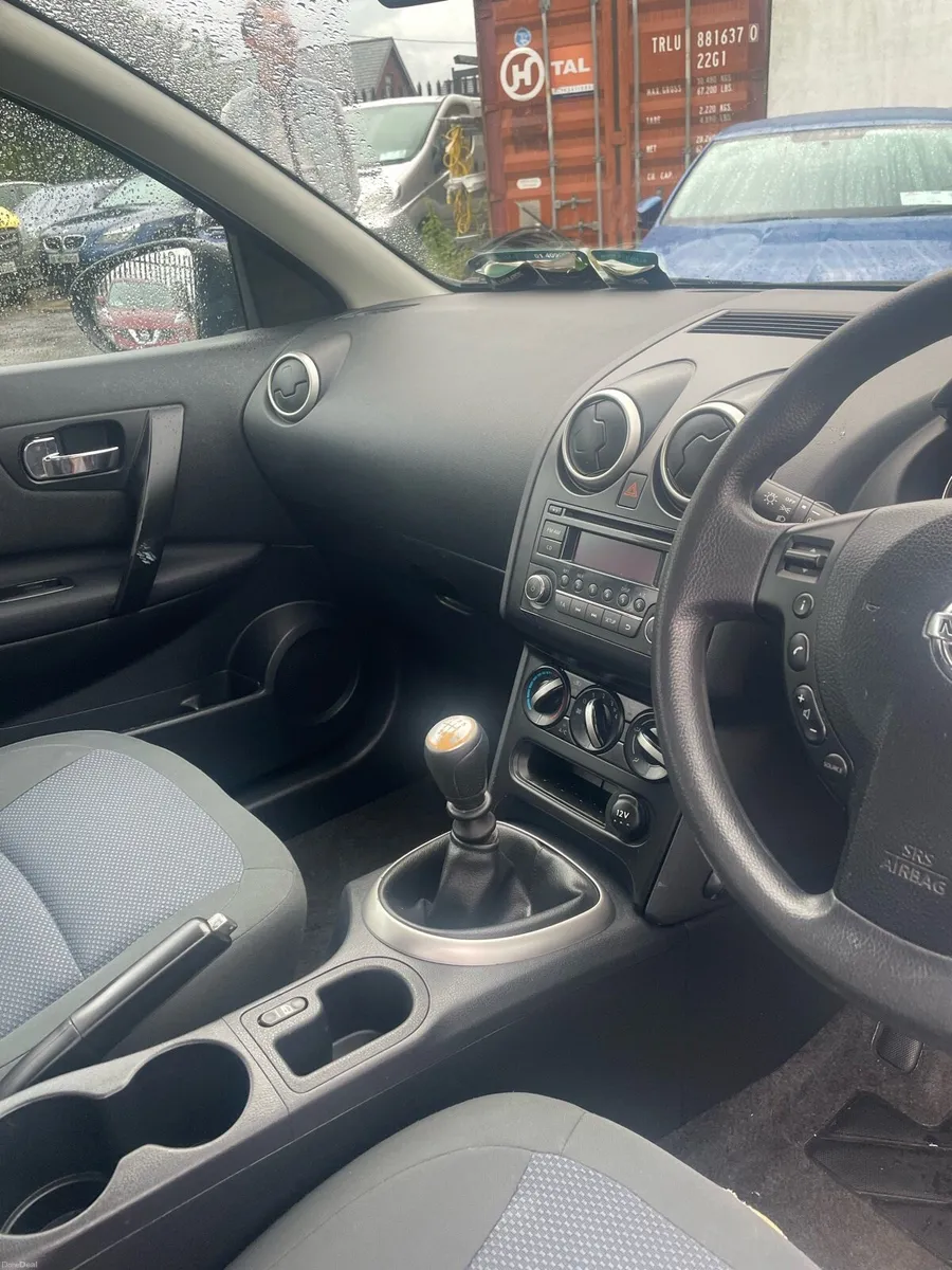 Nissan Qashqai 2012 1.6D - Image 4