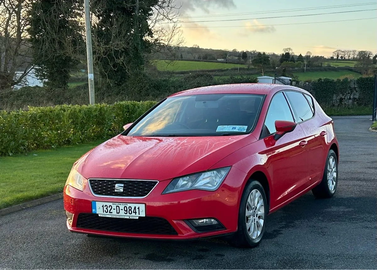 SEAT Leon 1.6 TDI 90HP STYLE 5DR - Image 1