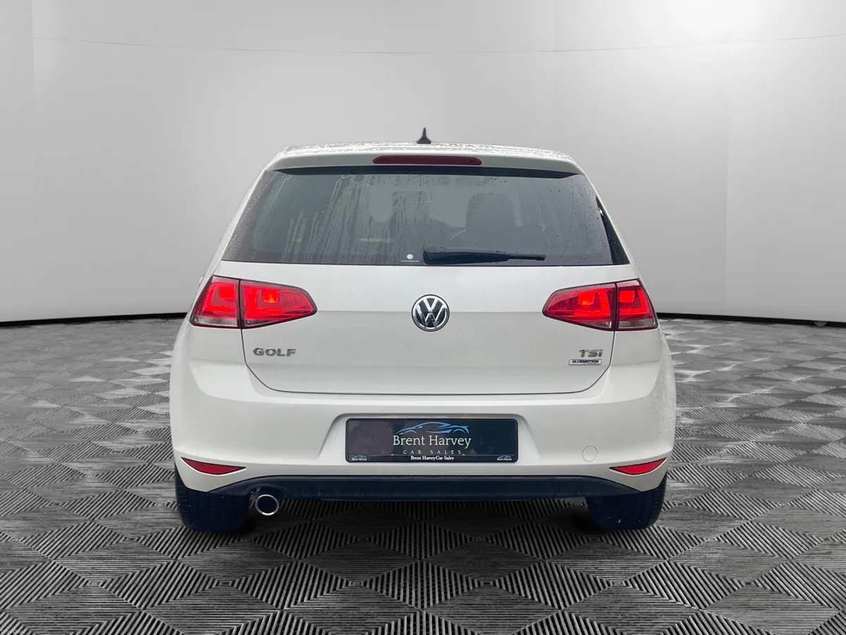 VW GOLF DSG*LOUNGE  EDT*LOW KM - Image 4