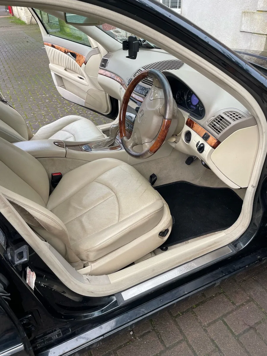 2005 E class petrol and LPG. New NCT 01/27 - Image 1